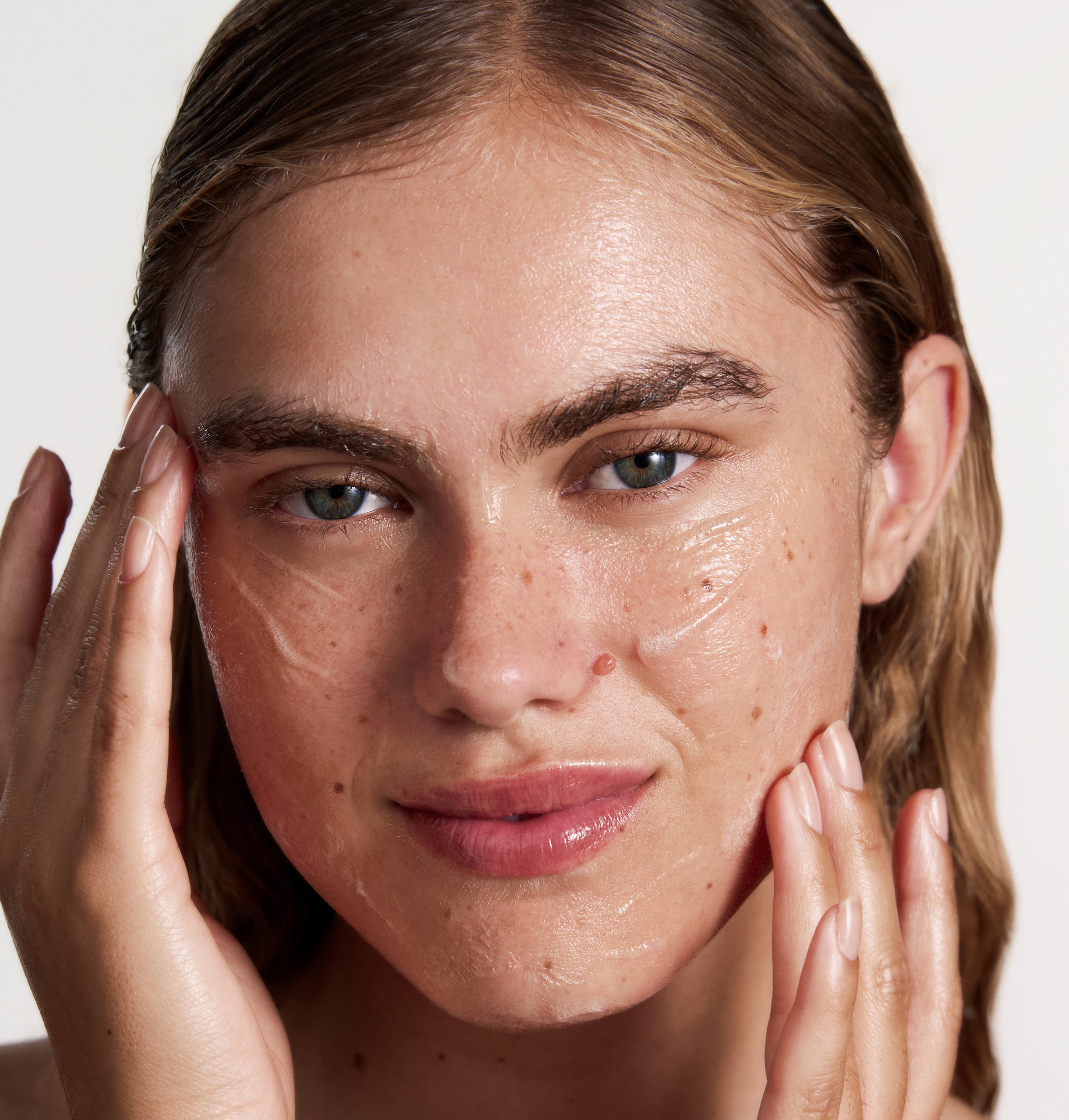 Cleansing Gel | Hydrating & pH regulating